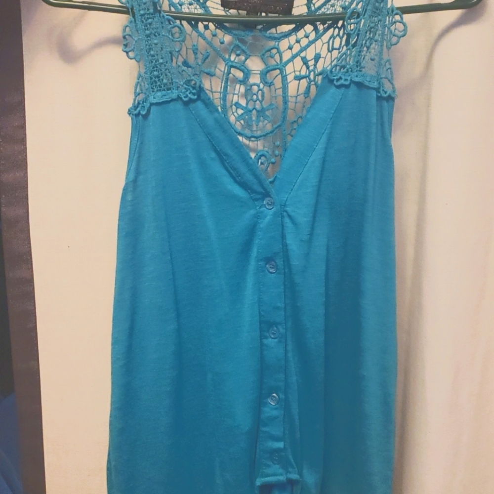 Almost famous xs